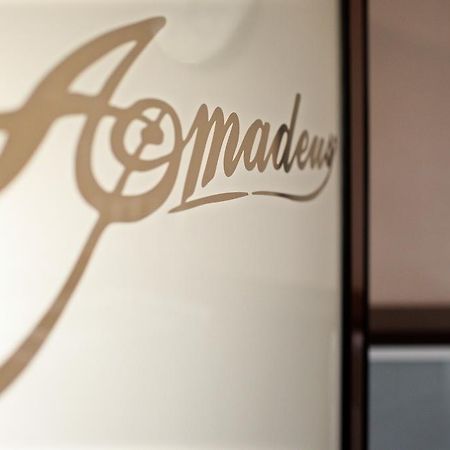 Amadeus Motel Lomza Luaran gambar