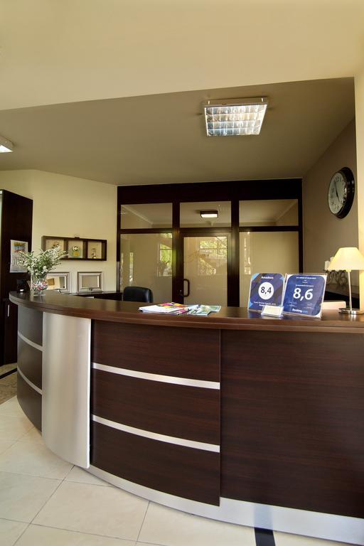 Amadeus Motel Lomza Luaran gambar