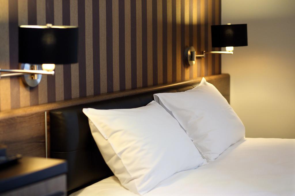 Amadeus Motel Lomza Luaran gambar